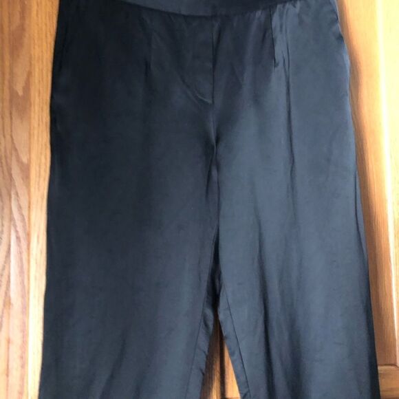 Babaton Atelier Pleated Satin Pull-On Crop Ankle Trousers - 6 - Picture 4 of 13